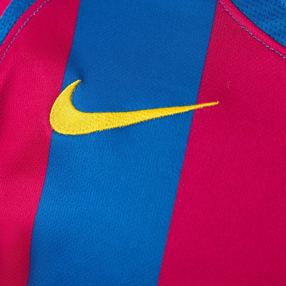 Barcelona Jersey 2005-06 Home Retro Football Kit