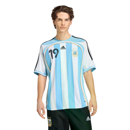 Adidas Argentina Retro 2006 Messi Home Jersey