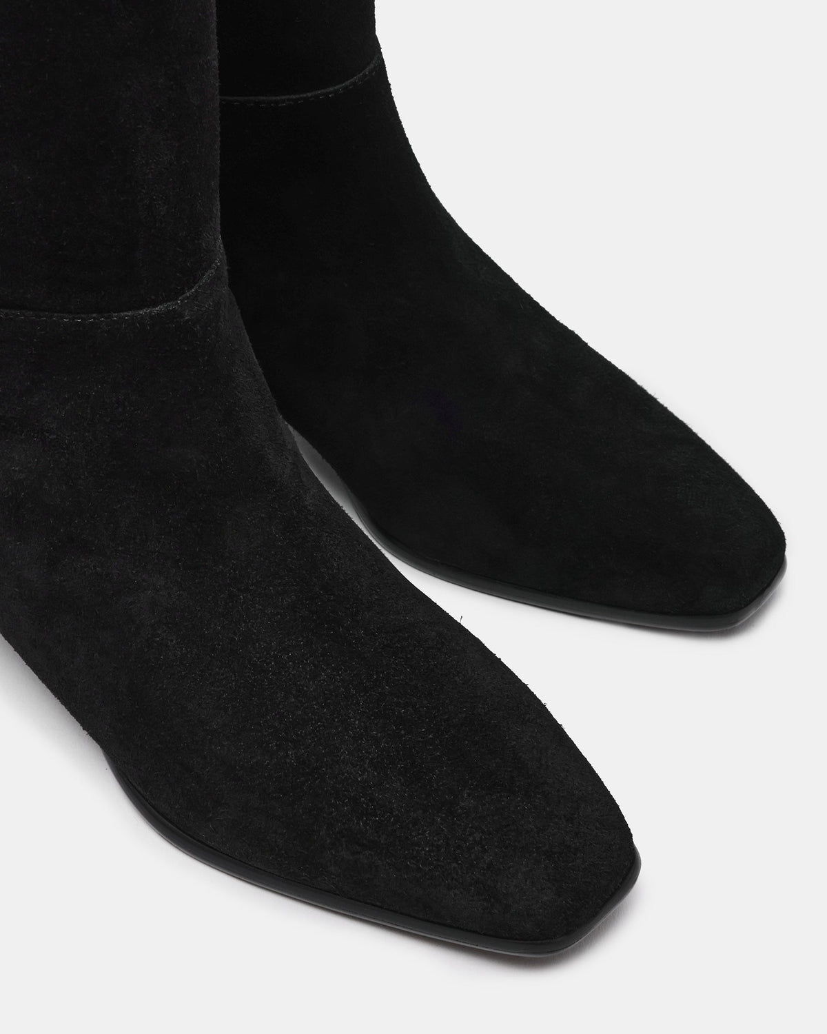 AMIAS BLACK SUEDE