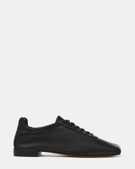 DELPHY LACE-UP BLACK LEATHER