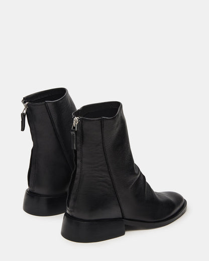 NEXIE BLACK LEATHER