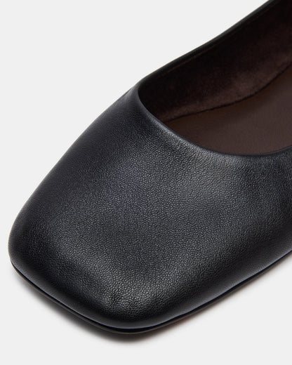 NURTURE BLACK LEATHER