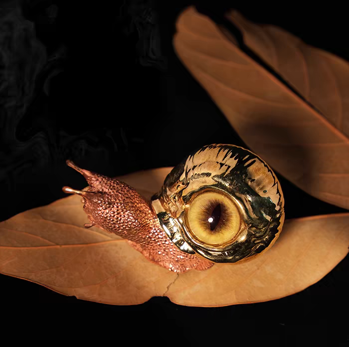 Brass Fidget Toy – Cthulhu Eye Snail Figurine with /Copper Desk Sculpture