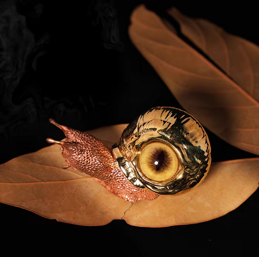 Brass Fidget Toy – Cthulhu Eye Snail Figurine with /Copper Desk Sculpture