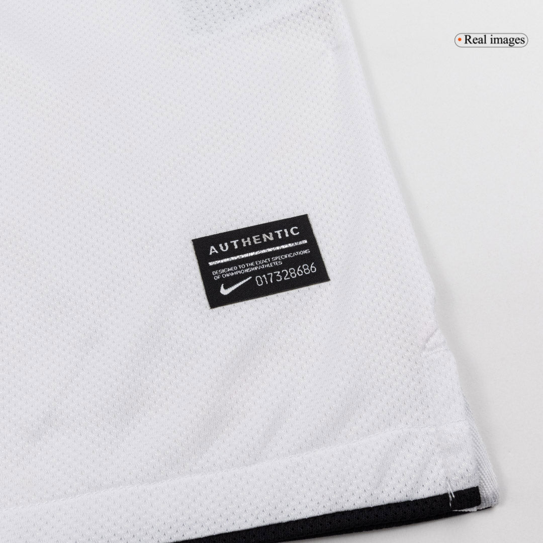 Retro 2010/11 Mens Manchester United Away Jersey