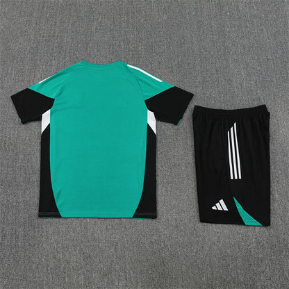 Liverpool Training Tracksuits 25/26 Football Kit Soccer Jersey