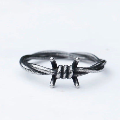 Gothic Statement Ring – Barbed Wire Spike Punk Biker Vintage Dark