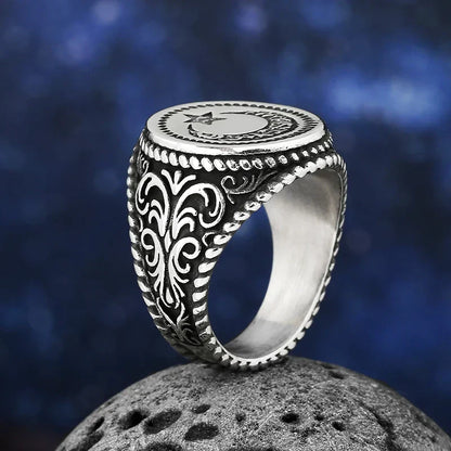 Gothic Statement Ring – Moon with Nightfall Eclipse Star Punk Celestial