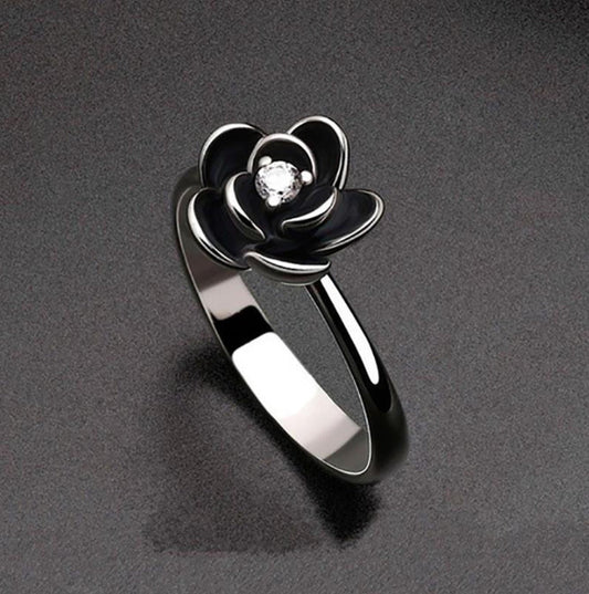 Gothic Statement Ring – Punk with Black Dahlia Flower Zirconia Dark Floral