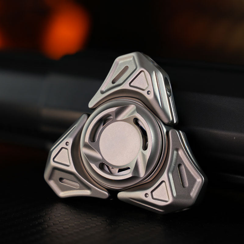 Stainless Steel Fidget Spinner – Metal Armor-Breaking Transformation