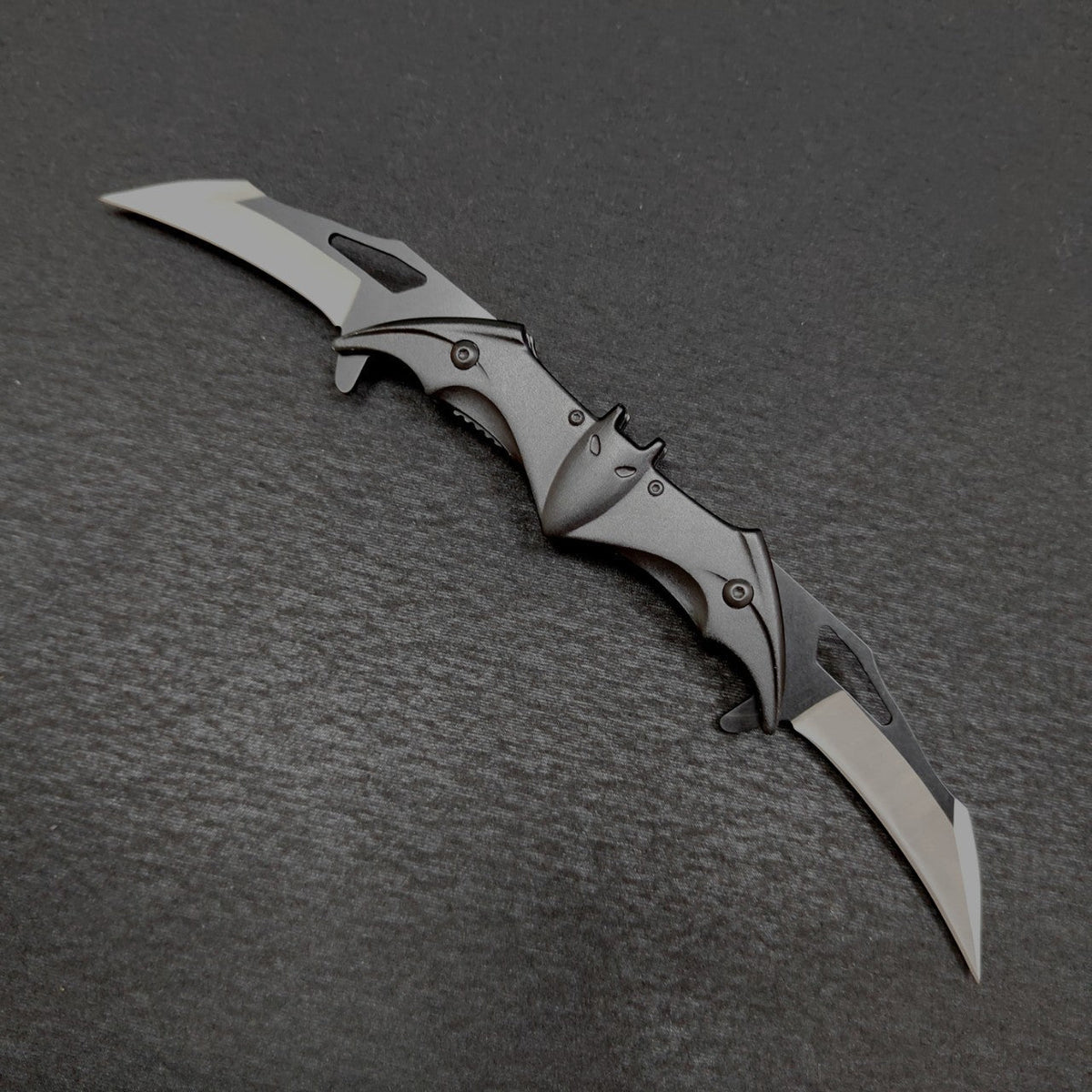 Stainless Steel Folding Knife – The Bat Double-Sided with 3Cr13 EDC