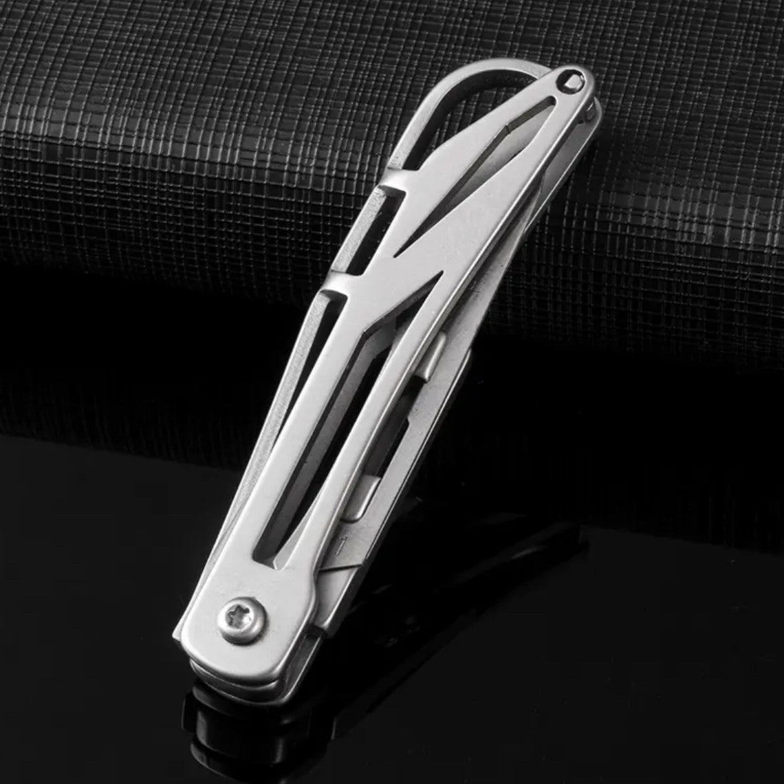Steel Utility Knife – SharpFlex with Pocket EDC with Replaceable No. 11 Surgical Blade