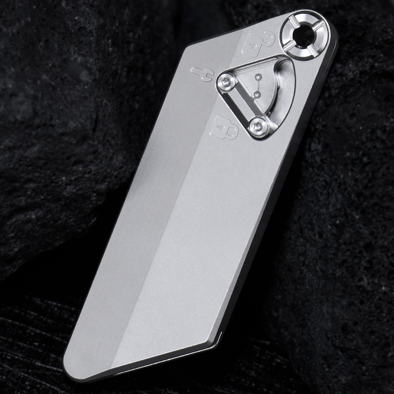 Titanium Utility Knife – TiFlex TC4 EDC with One-Handed Quick-Change Blade