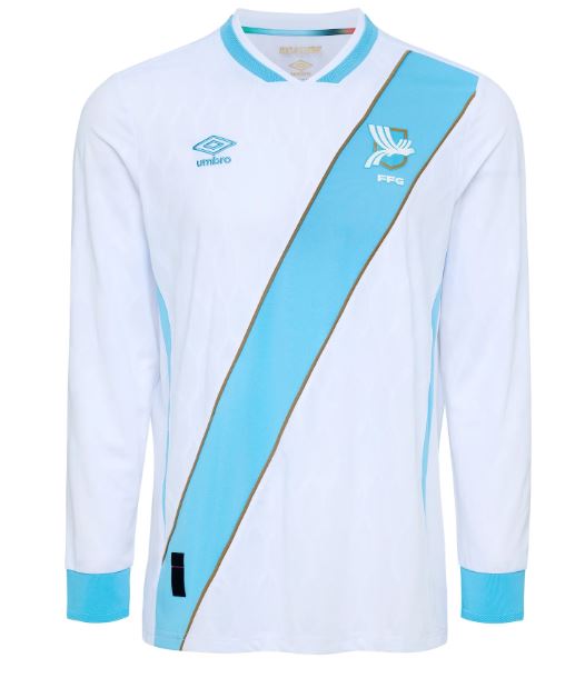 Umbro Men's Guatemala Authentic Home Long Sleeve Jersey 26/27